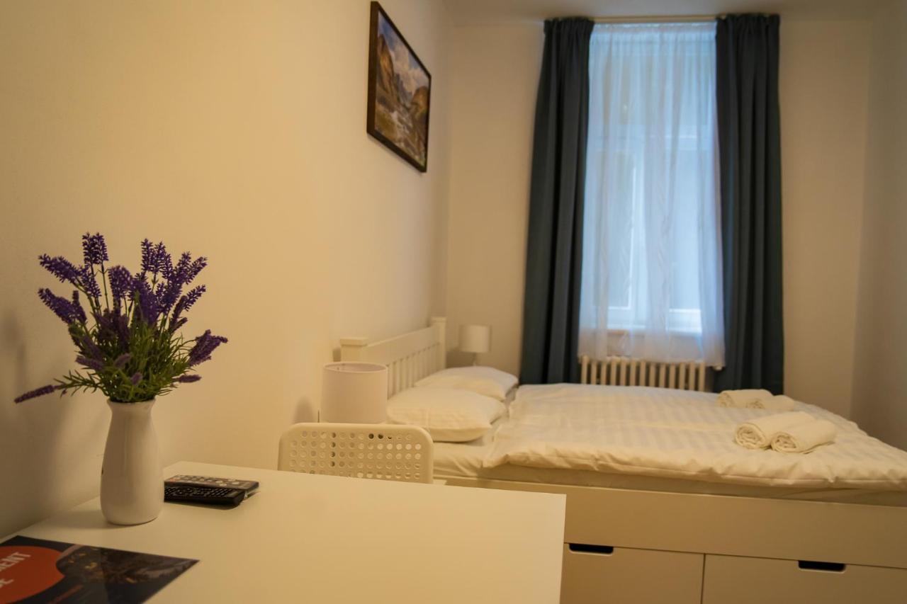 Top Class Apartments In Carlsbad Bulharska Street การ์โลวีวารี ภายนอก รูปภาพ
