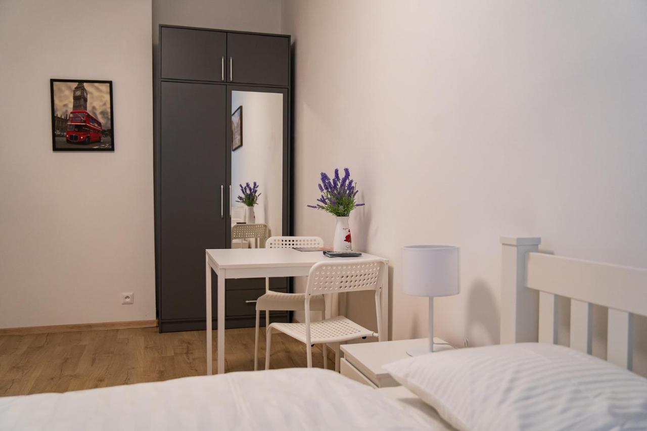 Top Class Apartments In Carlsbad Bulharska Street การ์โลวีวารี ภายนอก รูปภาพ