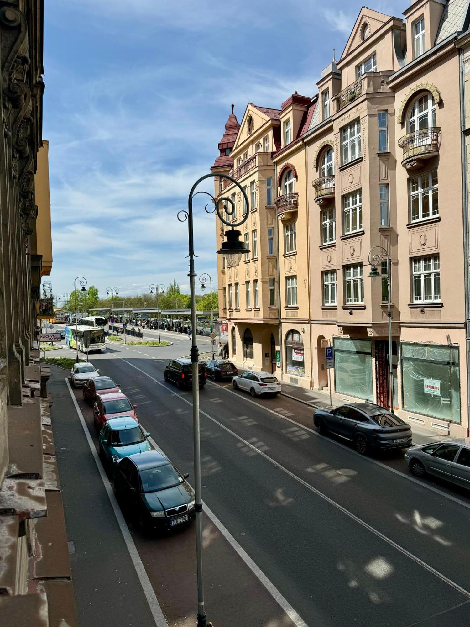 Top Class Apartments In Carlsbad Bulharska Street การ์โลวีวารี ภายนอก รูปภาพ
